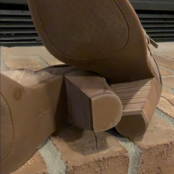 Ladies booties size 10 - Picture 4 of 5